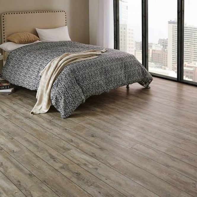 Karndean Design Flooring Distressed Oak VGW82T Van Gogh