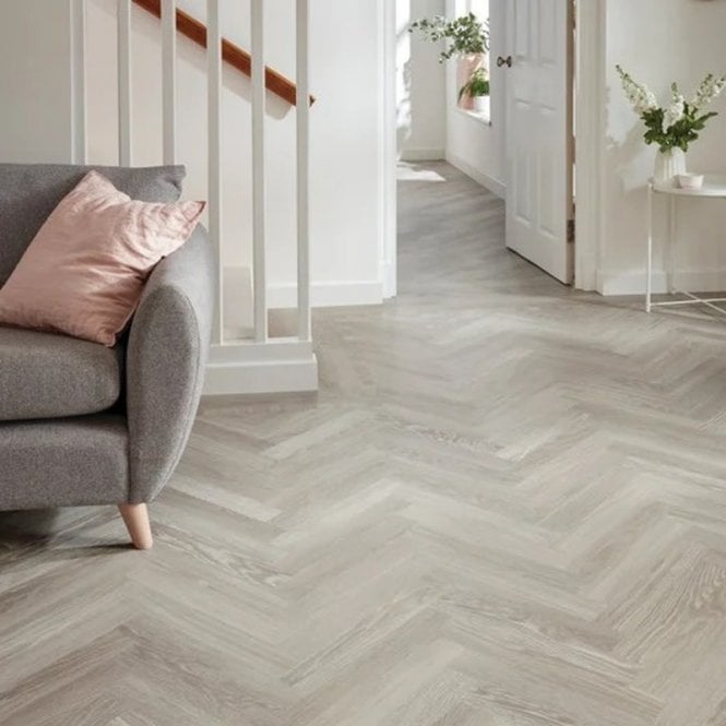 Karndean Design Flooring Grey Limed Oak SM-KP138 Knight Tile