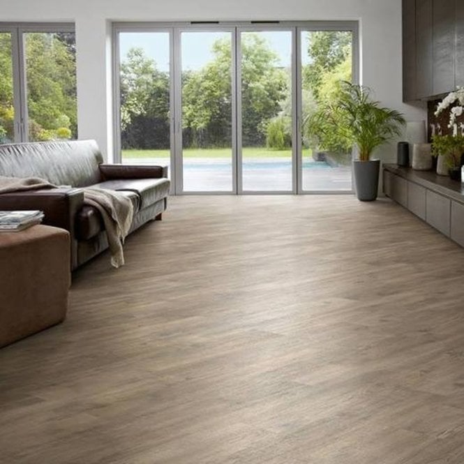 Karndean Design Flooring Light Worn Oak KP104 Knight Tile