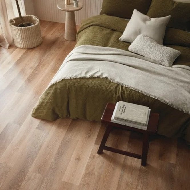 Karndean Design Flooring Pale Limed Oak KP94 Knight Tile