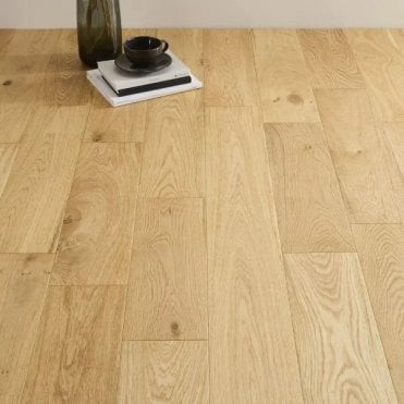 Richmond 18/4 Natural Oak UV Lacquered Evergreen Floors