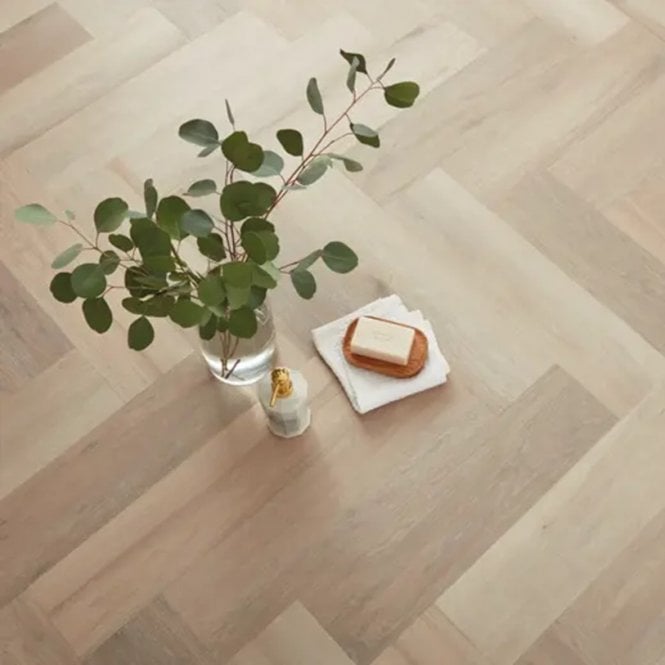 Karndean Design Flooring Texas White Ash SM-VGW8105  Van Gogh